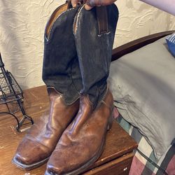 Lucchese  cowboy boots