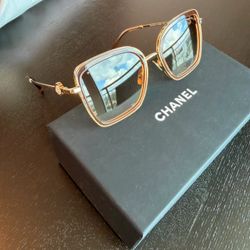 Women’s Sunglass