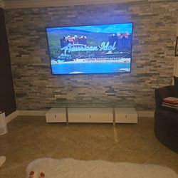 White laquer TV entertainment  stand