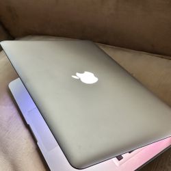 Apple MacBook Pro 13” Intel I5 Processor 8GB RAM 256GB SSD $140