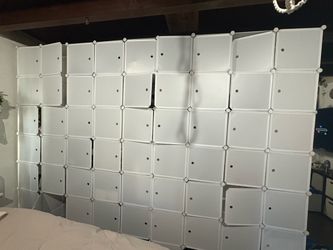 Storage bins