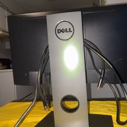 Dell Vodio HD Flat Screen Monitor – Rotates & Swivels!