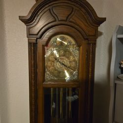 Grandfather Clock 