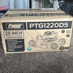 Pulsar 20 inch gas mower, never taken out the box