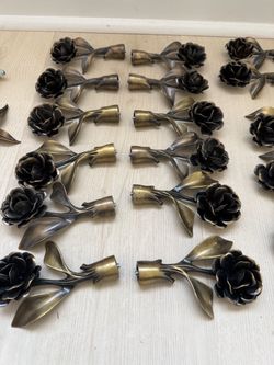 Finials and tiebacks