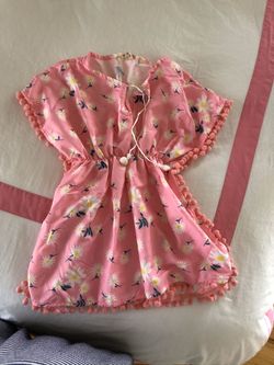 Girls swimming cover up size 3-4