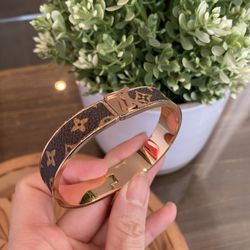 Bangle