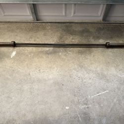 Ivanko 7 ft Barbell – Professional Grade