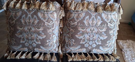 Decorative Pillows