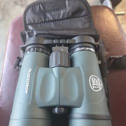 Binoculars 