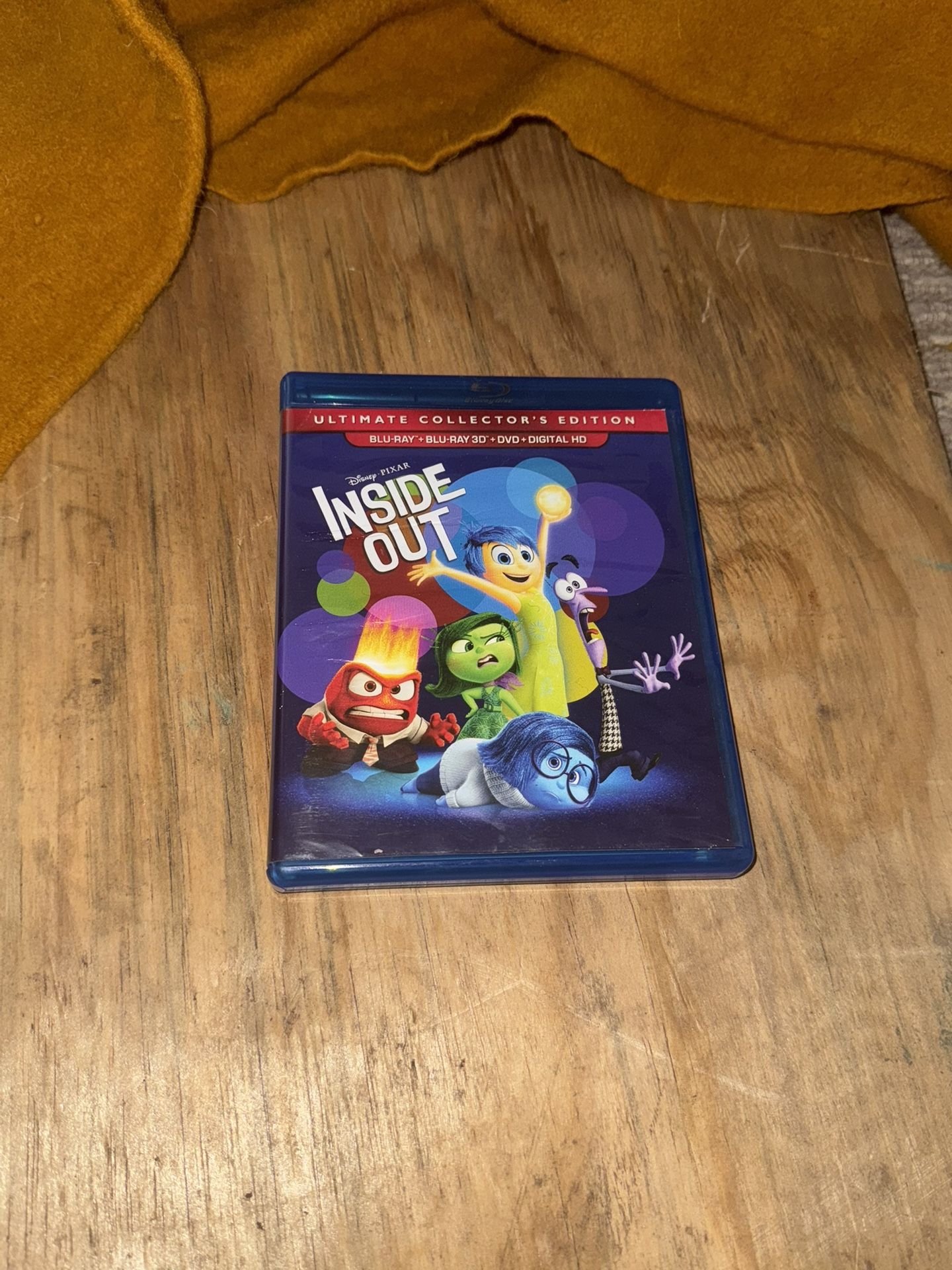 In-N-Out Ultimate Collectors Edition, Disney Pixar 3-D