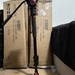 XPRO Monopod+ Four-Section Alu w/ Fluid Video Head MVMXPRO500US