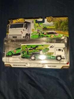Hotwheels team transport "Porsche 911 GTR(992)