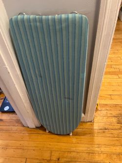 Table top ironing board