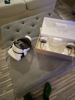 Meta Quest 2 w/ Battery Strap and Controllers
