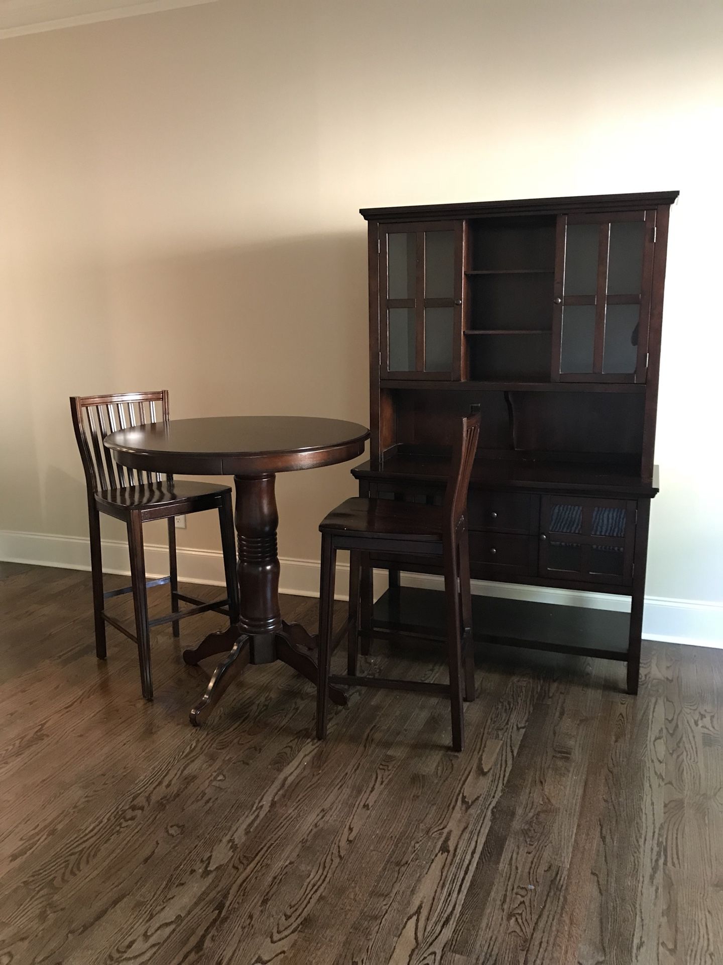 Pier 1 Ronan Bar Table w/ 2 Bar Stools
