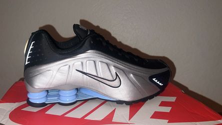 Nike Shox R4 Sneakers Black Silver Blue