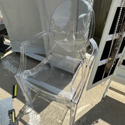 Flash Furniture Ghost Chair with Arms in Transparent Crystal