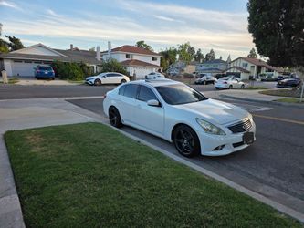 2011 Infiniti G37