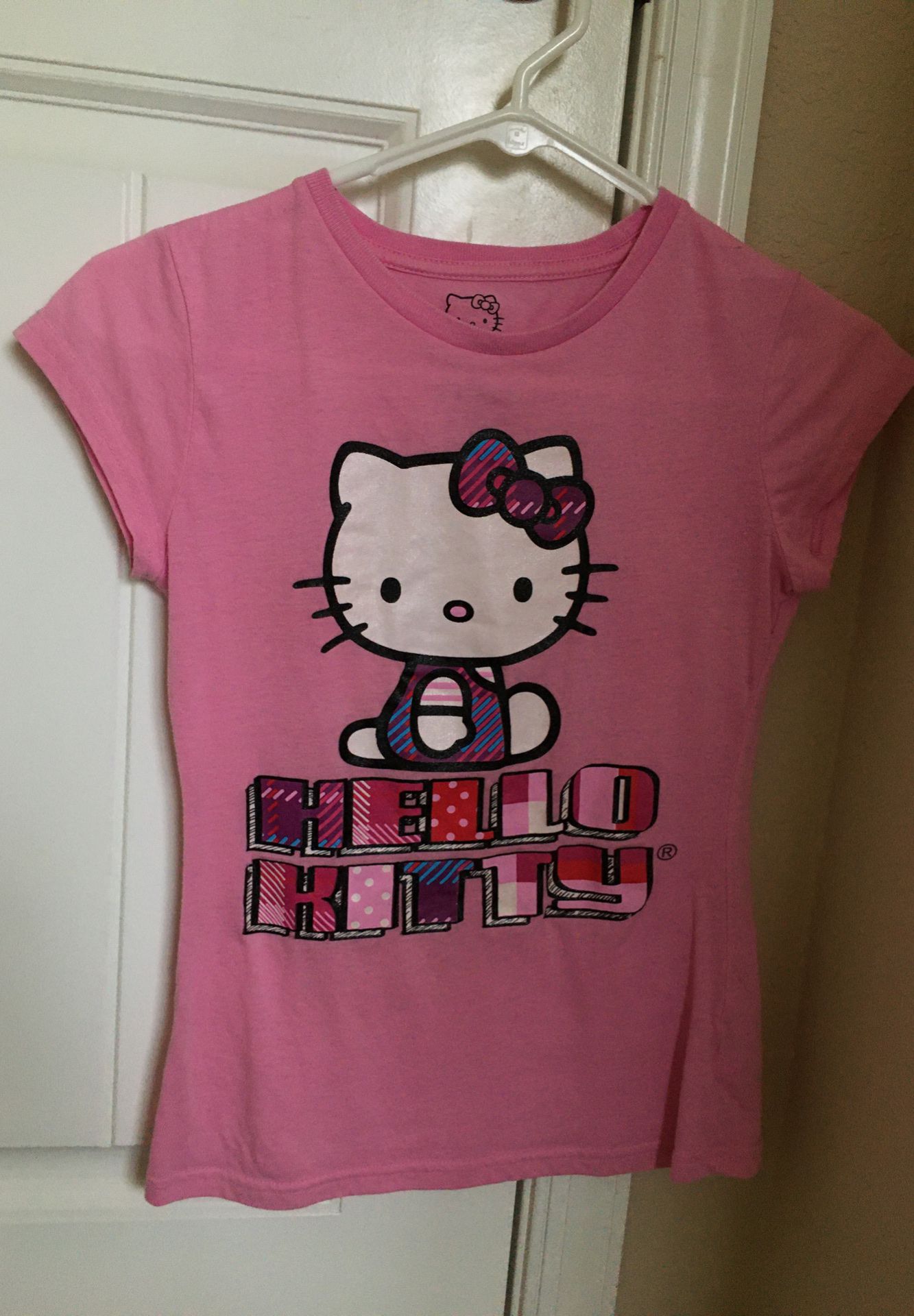 Girls shirt. Hello kitty