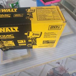 Dewalt  Dcf921b 1/2 Impact Wrench  