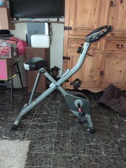 Foldable Standalone Exercise Bike with Sensors