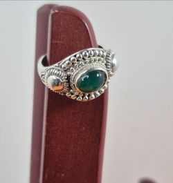 Vintage JOA 925 Sterling Silver Oval Jade Ring Size 7.5