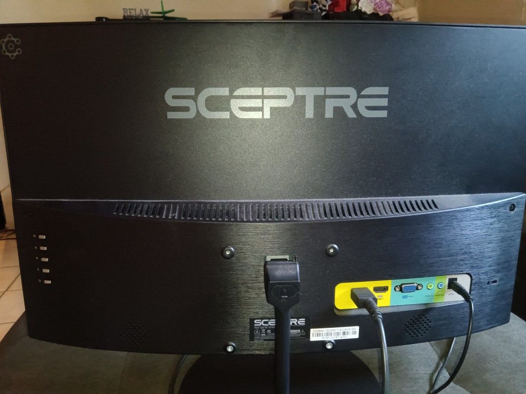 SPECTRE 27' SCREEN 144 hz (curved)