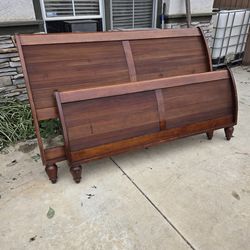 Free Cal- King  Slay bed (NO SIDE BOARDS)