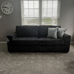 Brand new Sofa & Love Seat