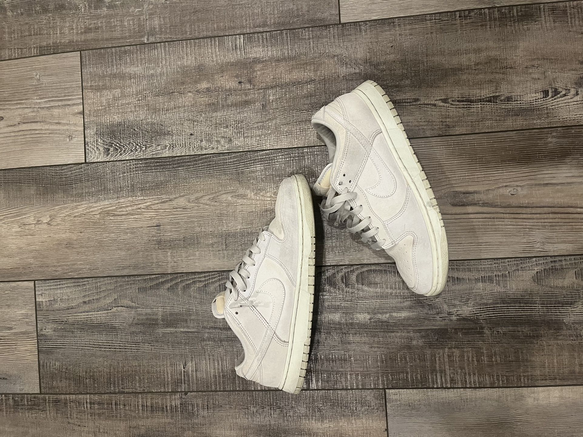 Vast Grey Dunks