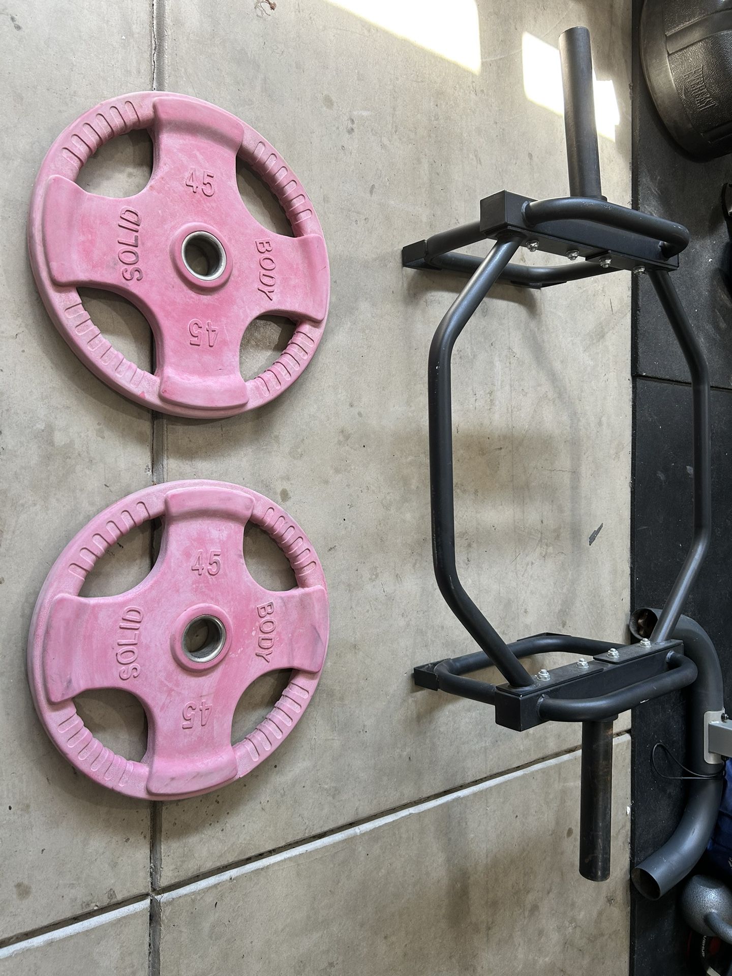 Olympic Plates Body Solid And Bar Trap