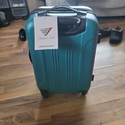Brand New Traveler's Club Suitcase