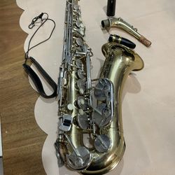 Armstrong Elkhart USA Saxophone No Case