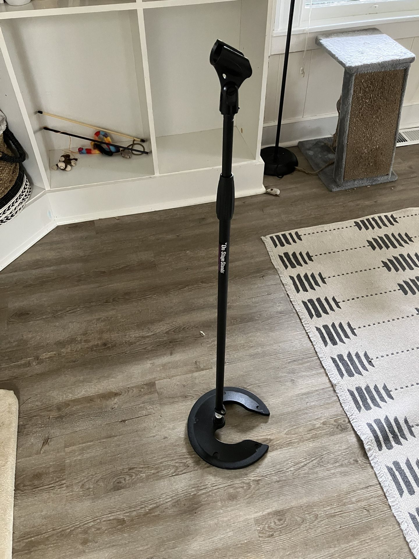 Mic Stand