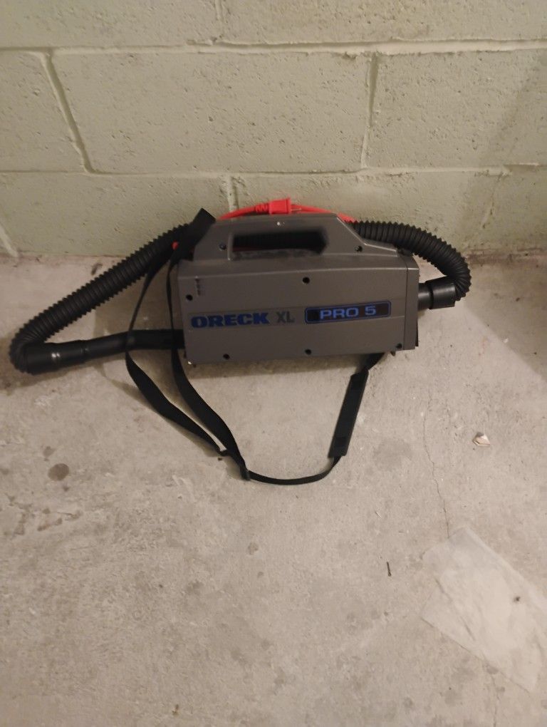ORECK COMMERCIAL XL Pro 5 Compact Vacuum Cleaner 