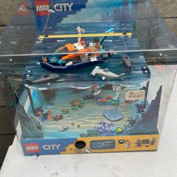 Lego Display 60377