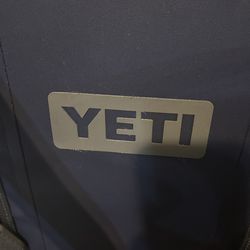 Hopper m30 yeti bag