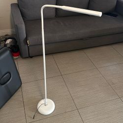 Daylight Uno Multipurpose Bendable Bright Standing Lamp 