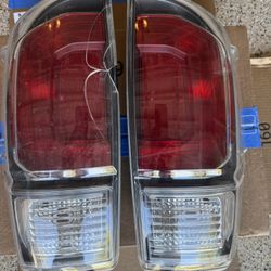 oem 21 Tacoma trd off road tail lights