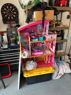 Doll house