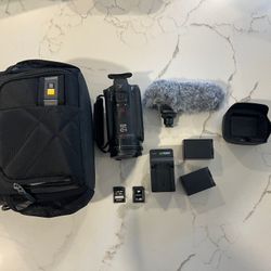 Canon Vixia HF G20 Camcorder Bundle