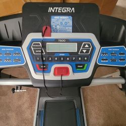 INTEGRA Treadmill 