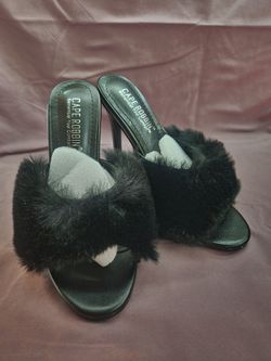 Cape Robbin Faux Fur Heels