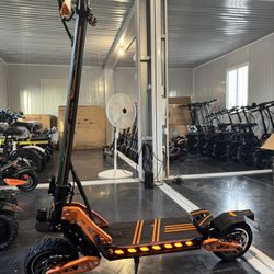 Dual-motor electric scooter