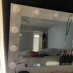 Vanity Mirror 