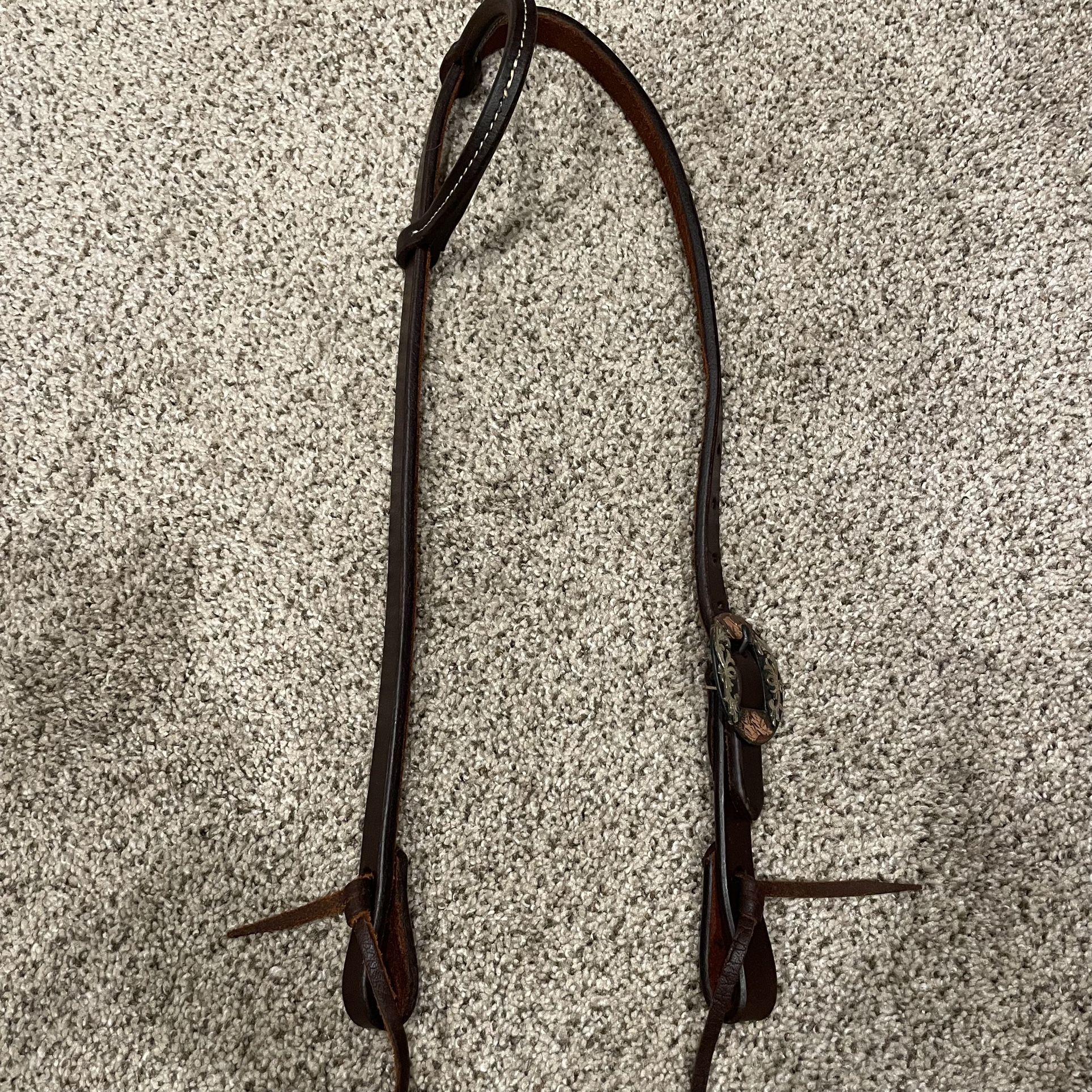 Sliding ear headstall with fancy buckle