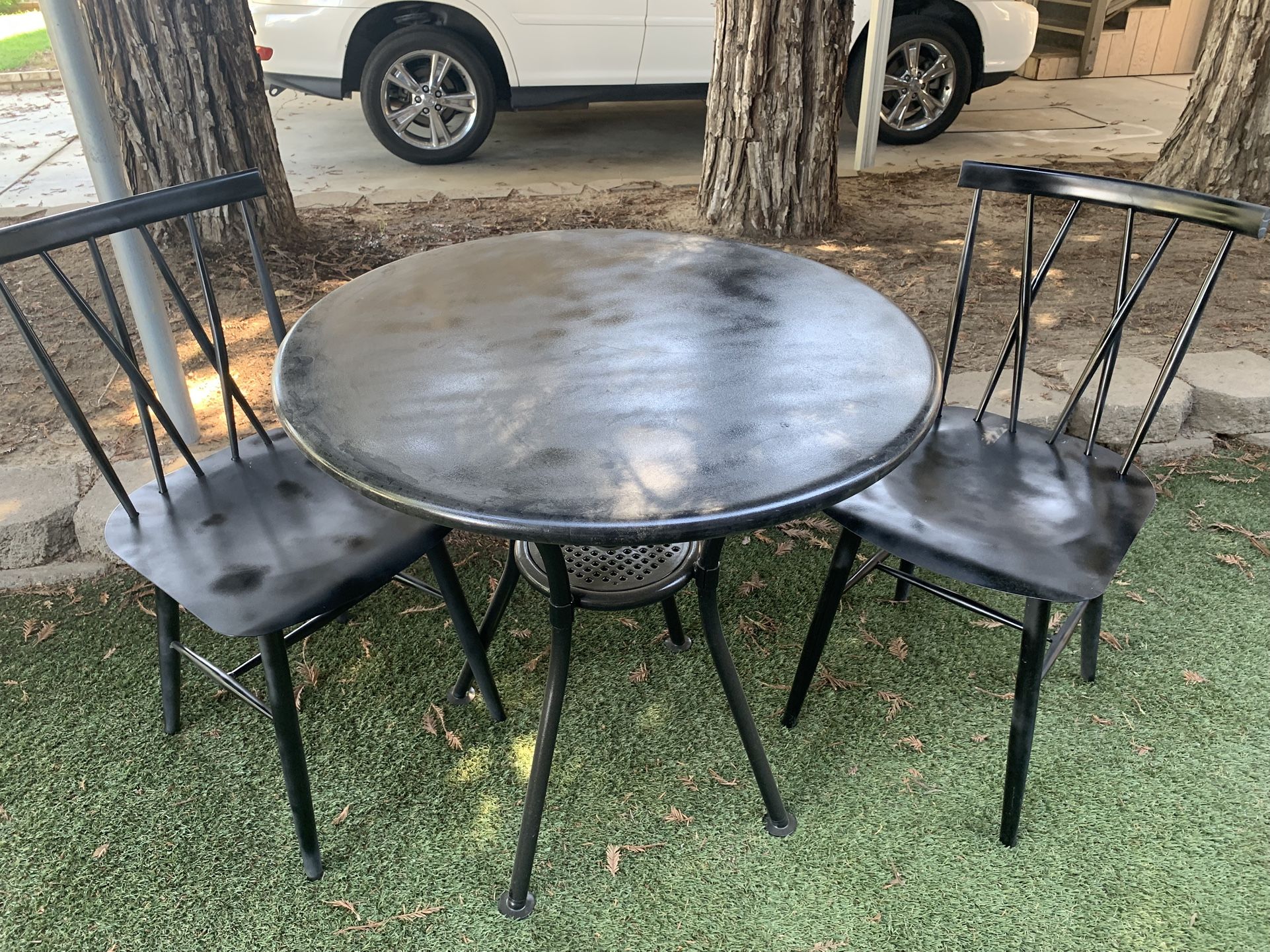 Metal Table And 2 Chairs