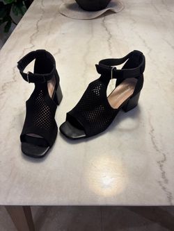 NewBella black sandals, size 7.5