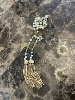 Large vintage pearl and rhinestone lariat.